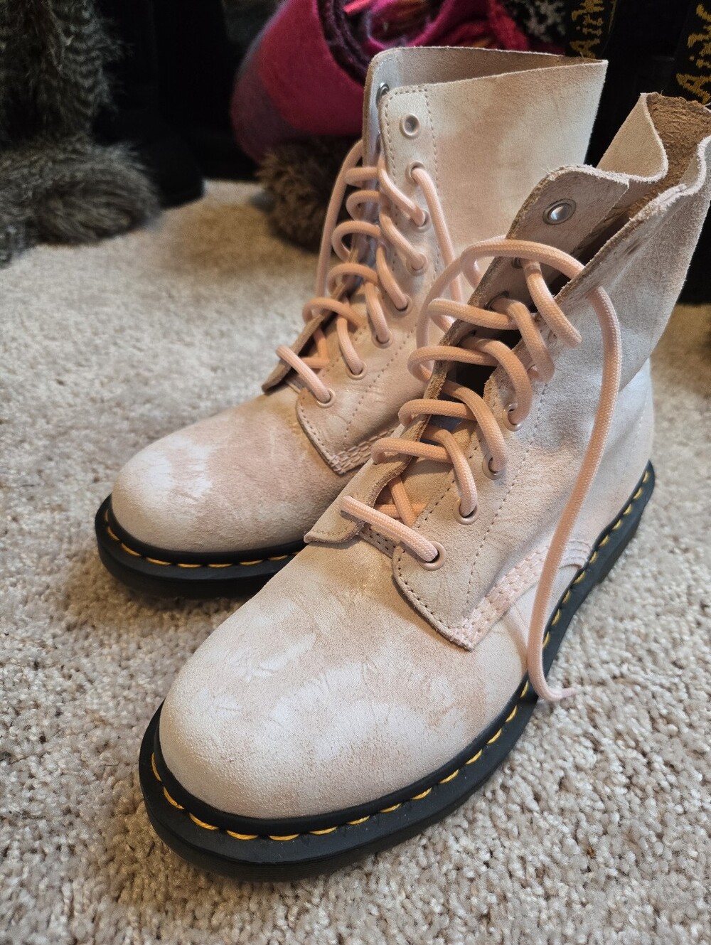 Dr. Martens Light Pink Tie Dye Combat Boots. Womens Size 8. EXCELLENT CONDITION! - Picture 11 of 14
